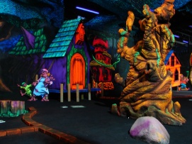Fantasy-Mini-Golf-02