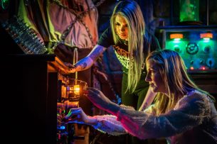 Frankenstein-Escape-17