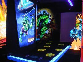 Incredible-Hulk-Mini-Golf-04